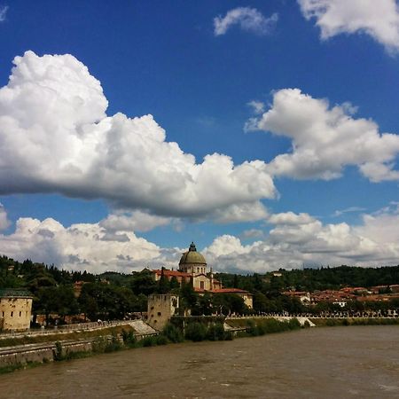 Across The River And Into The Trees Verona Exteriér fotografie