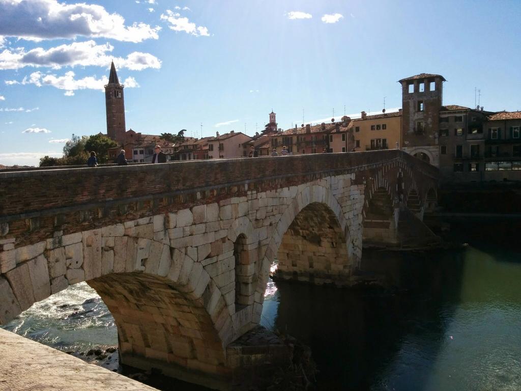 Across The River And Into The Trees Verona Pokoj fotografie